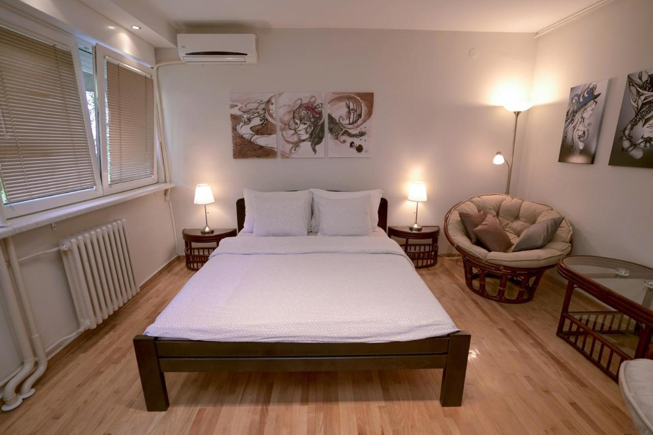 Apartamento Ratan Belgrado Exterior foto